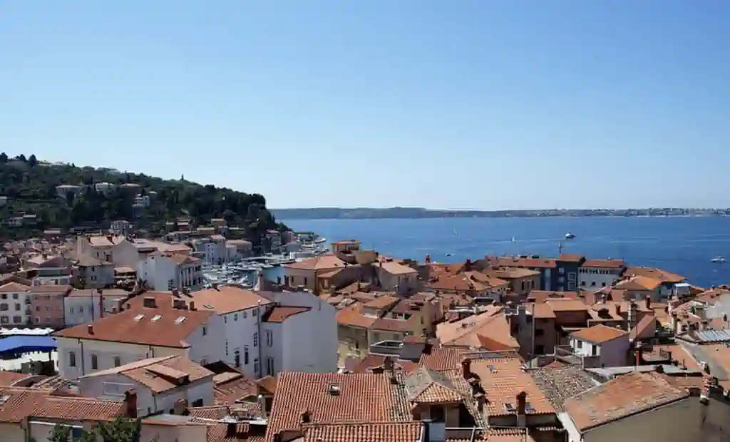 sezonski poslovi u Sloveniji